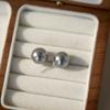 Simple And High-End Silver Gray Pearl Earrings, Pearl Stud Earrings, Many Linen Earrings, Versatile Temperament Earrings.