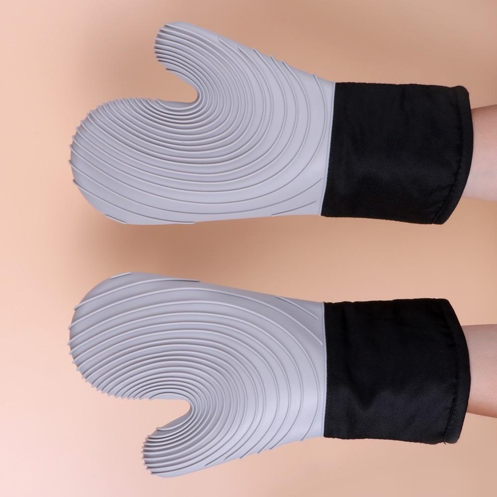 Silicone oven heat insulation gloves, suitable for cooking, baking and grilling, extended style, BPA-free, easy to clean, flexib