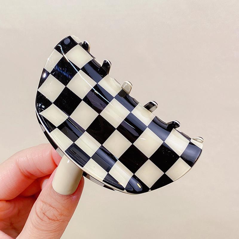Women Elegant Checkerboard Acrylic Hair Claw Temperament Geometric Headband Hair Clips Hairpins Fahion Hair Accessories Gift