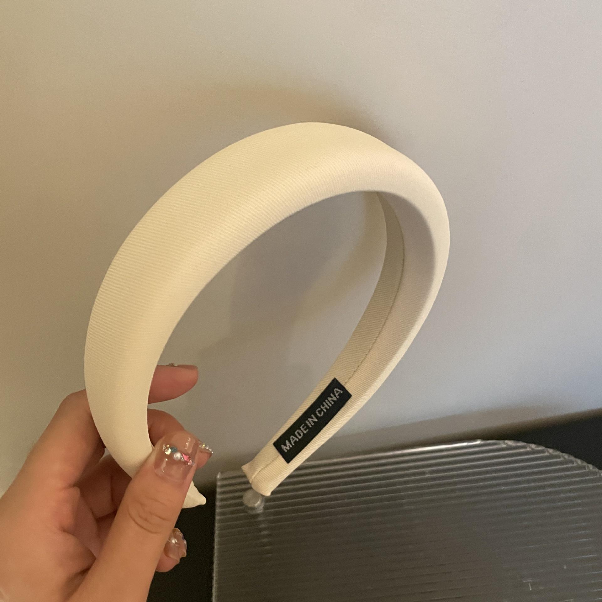 

Отбеливающая цветная повязка на голову-губка – Стройнит лицо, Высокий верх черепа, Розовый и голубой, Идеальна для умывания и укладки волос.