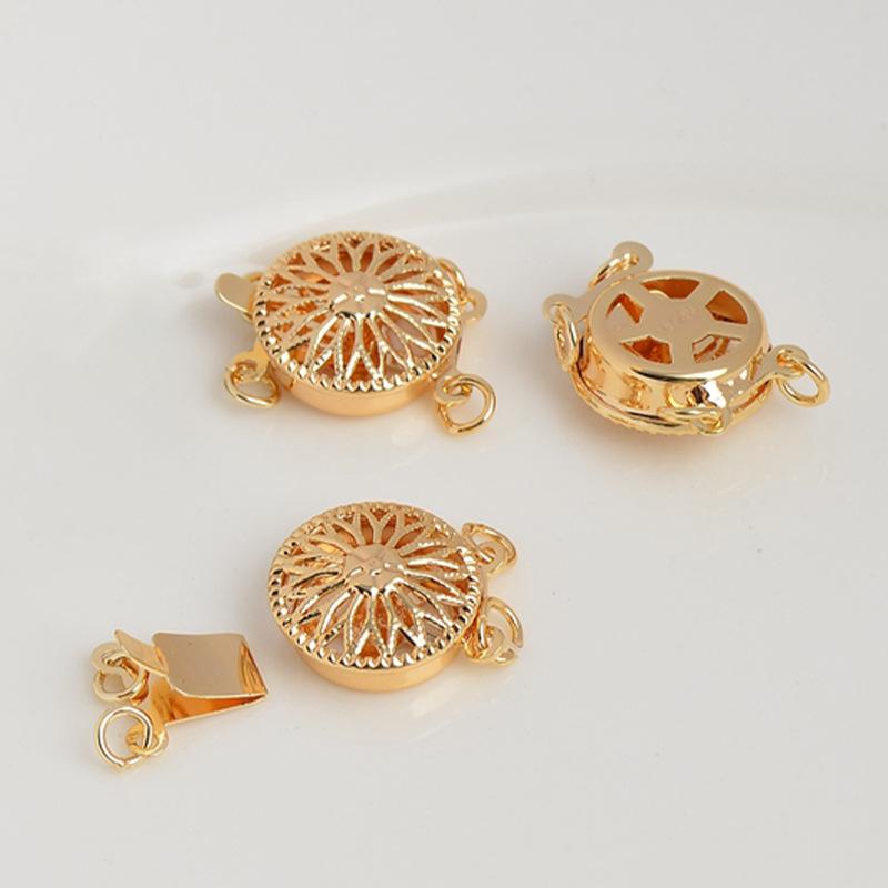 

Openwork Floral Carved Pearl Bracelet Necklace Connector Clasp