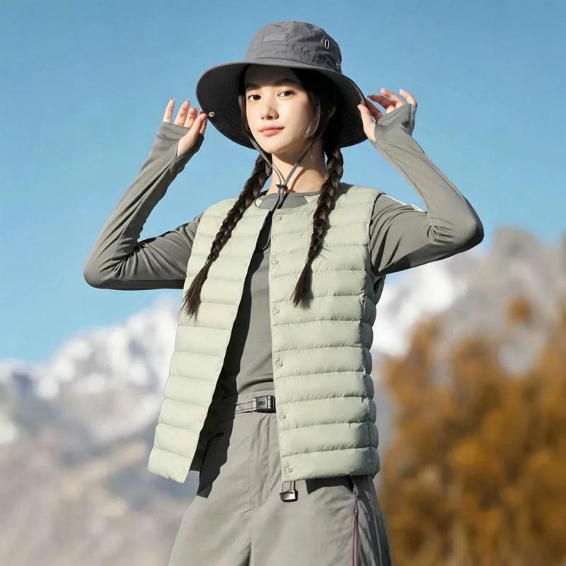 Womens Lightweight Down Vest 2026 Winter Slim Fit Puffer Outdoor Hiking Camping Travel Daily Wear
