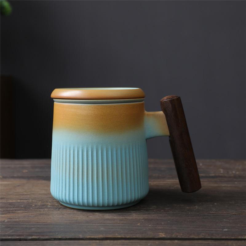 Business Gifts Ceramic With Lid And Filter Office Tea Cup With Hand Gift Tea Separation Gift Box