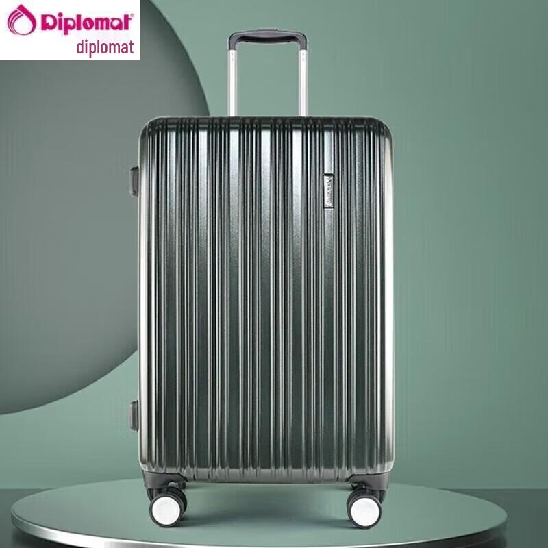 Diplomat Hardside Expandable Spinner Luggage