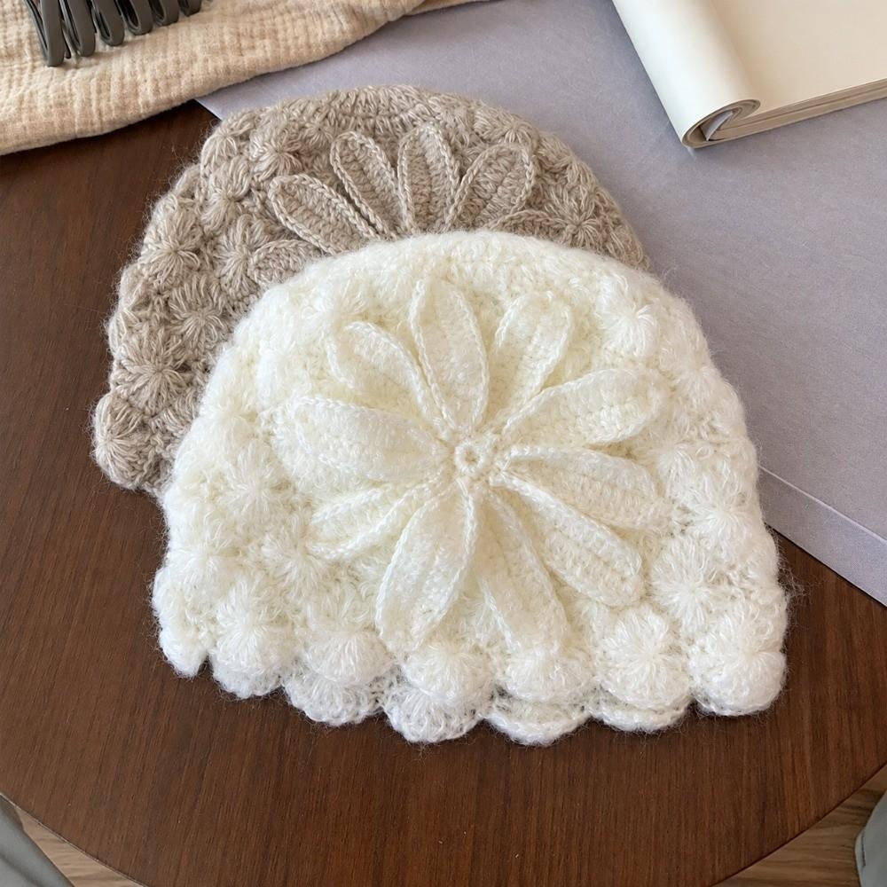 Flower Decorated Knitted Cap Warm Women's Beanie Retro Woolen Cap Outdoor