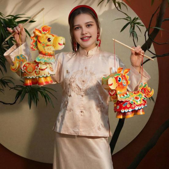 Hästens År Ljusmaterialpaket DIY Ljuskit med Roterande Huvud Rörliga Delar Och Inbyggda Ljuseffekter Traditionell Zodiac-Dekoration