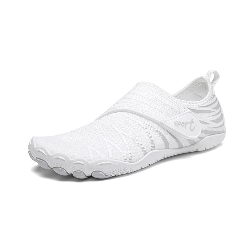 

New Quick-Drying Beach Water Shoes Unisex Swimming Aqua Slippers Seaside Barefoot Surfing Upstream Sneakers Women Men Sandals 35