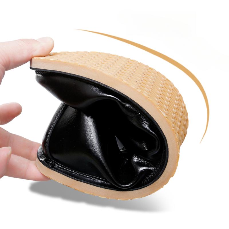 Men's Handmade Leather Slip on Shoes Casual Soft Loafers Simple Comfy Moccasins Breathable Male Boat Shoes Fashion Business Flats