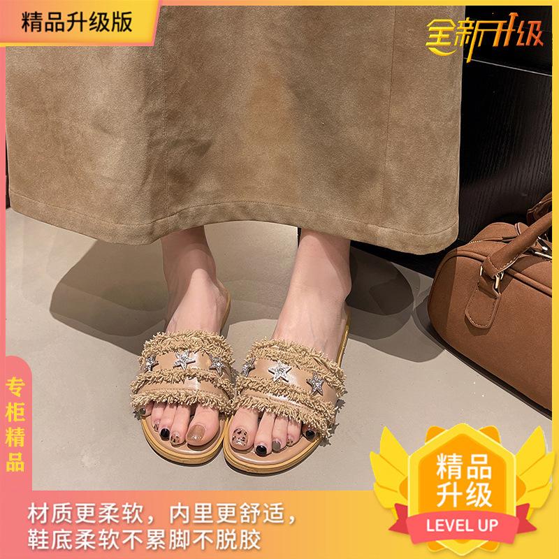 

Slippers women s summer wear 2025 new fashion rhinestone one-word flat-bottomed beach sandals 40