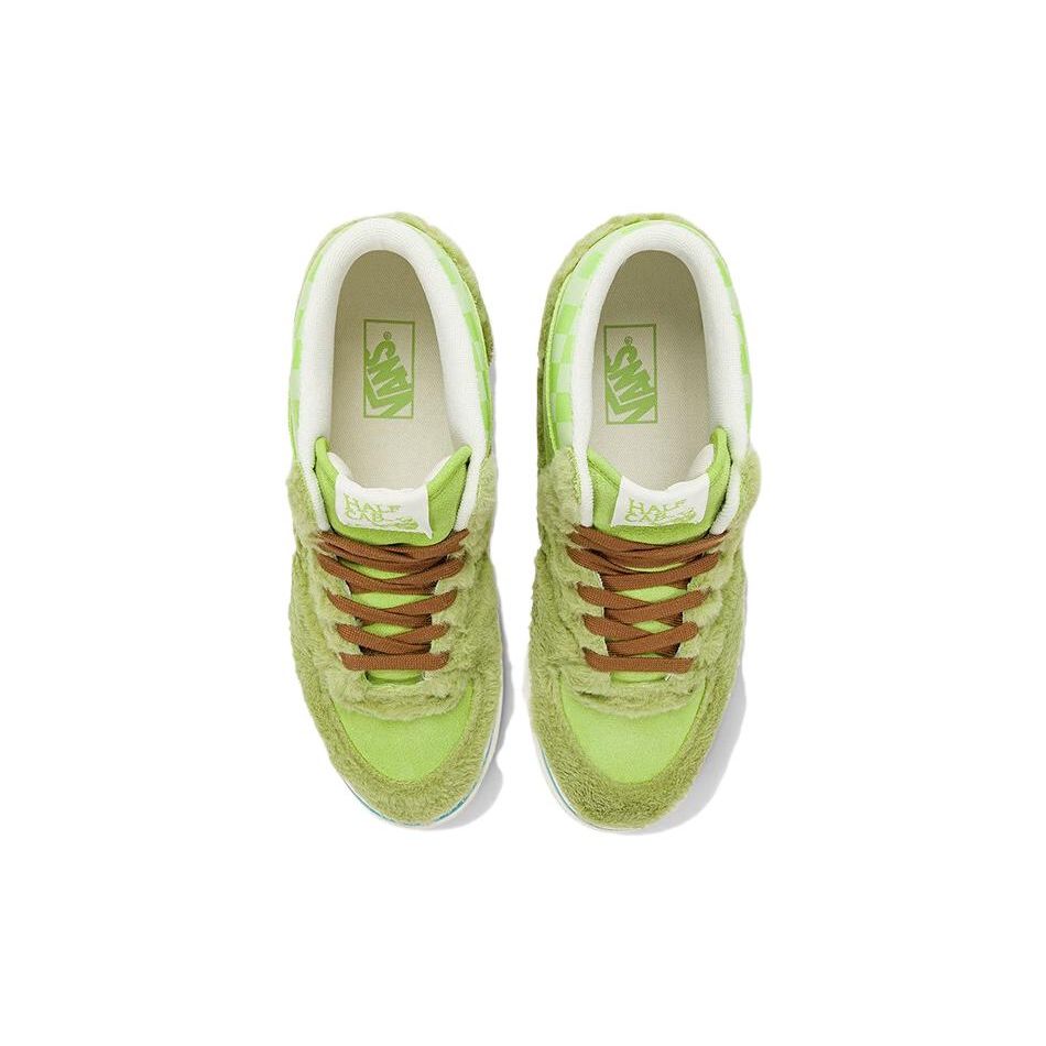 Vans Half Cab Round Toe Comfortable Stylish Wrap Mid-Top Skate Shoes Unisex Skate Shoes Green VN000CMUDTM