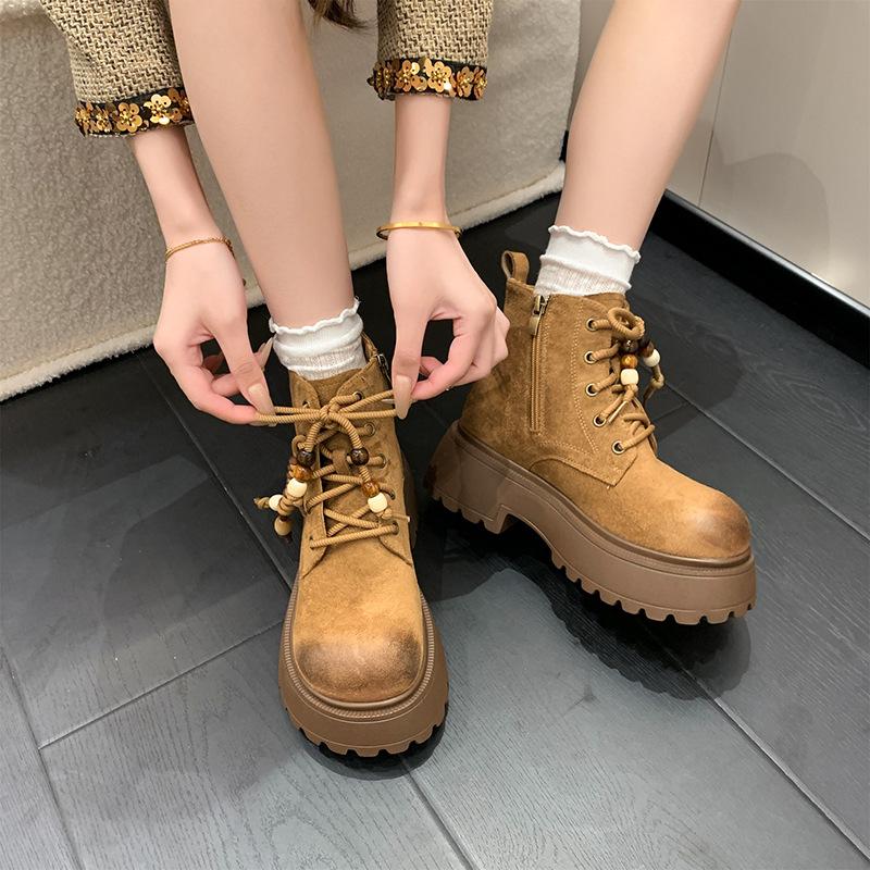 Retro Plateau-Martin-Stiefel mit Absatz für Damen Herbst 2025 neue modische Maillard-Schlankstiefel Schnürstiefel Rhabarberstiefel