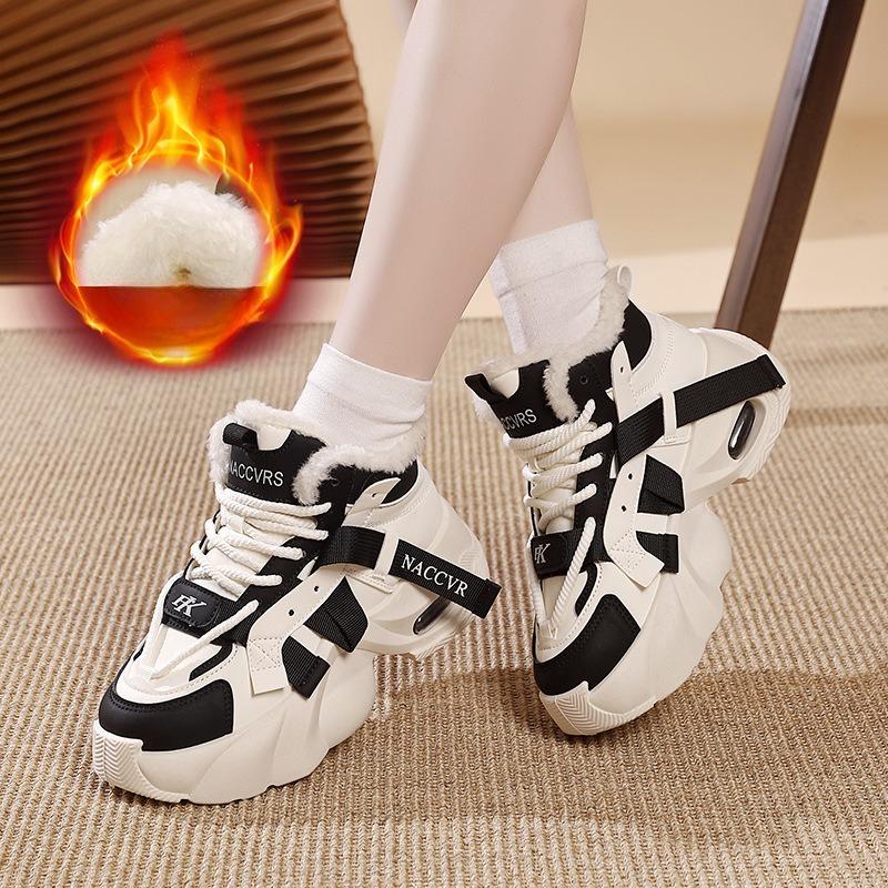 

Winter New Trendy Fashion Height Raising Warm and Velvet Thick Bottom Casual Sports Cotton Shoes for Women 40