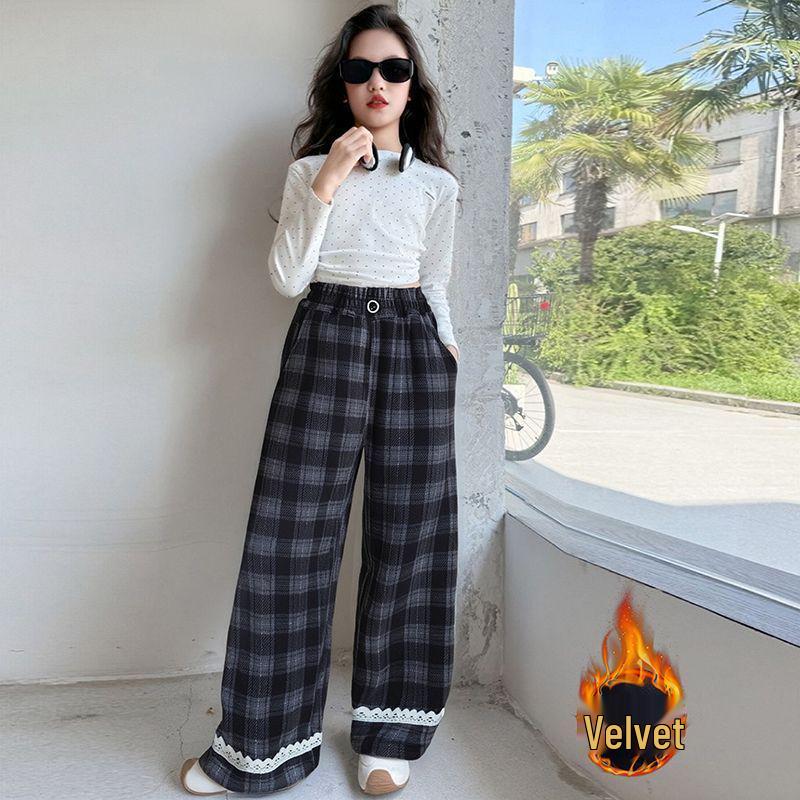 Girls' Plus Velvet Plaid Wide-Leg Pants - Warm, Stylish, and Loose Fitting for Autumn/Winter.