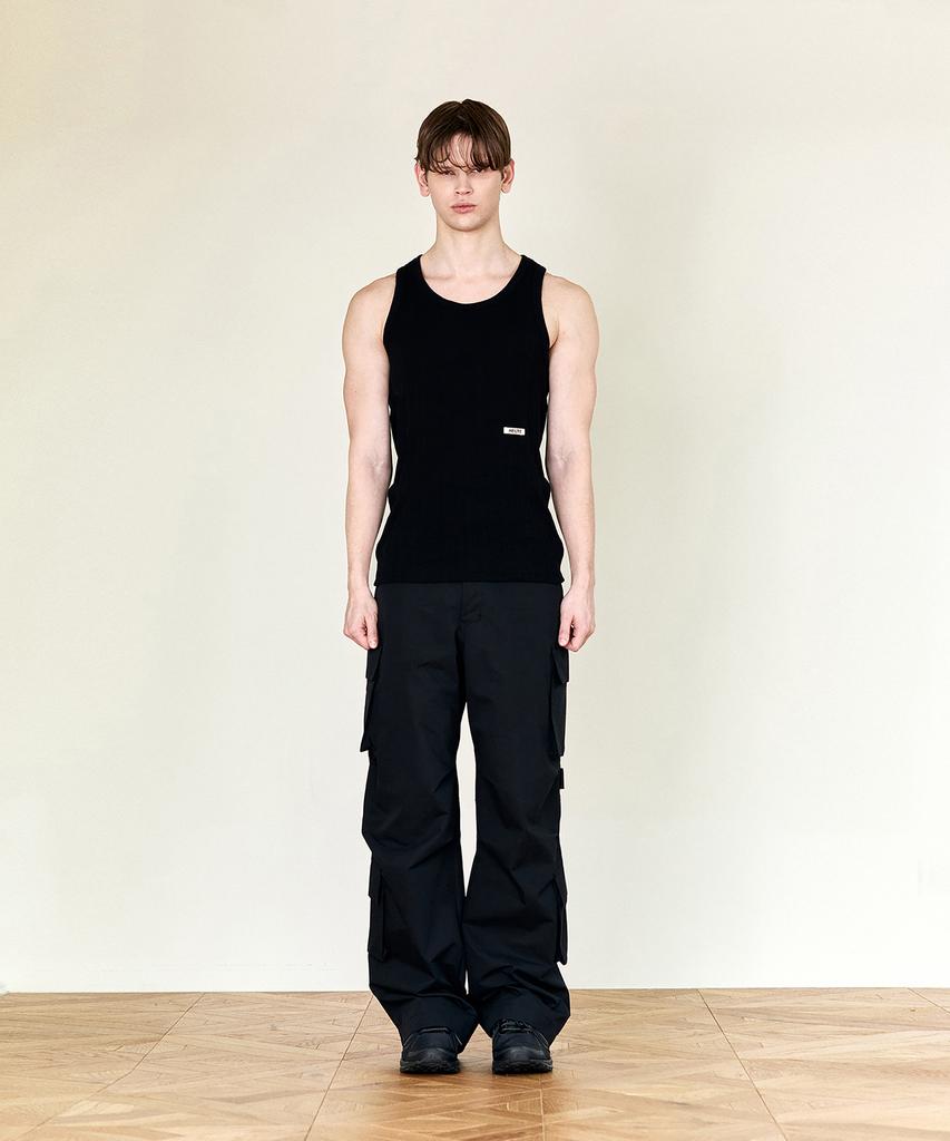 Hoite Het Strap Cotton Cargo Pants (Black)