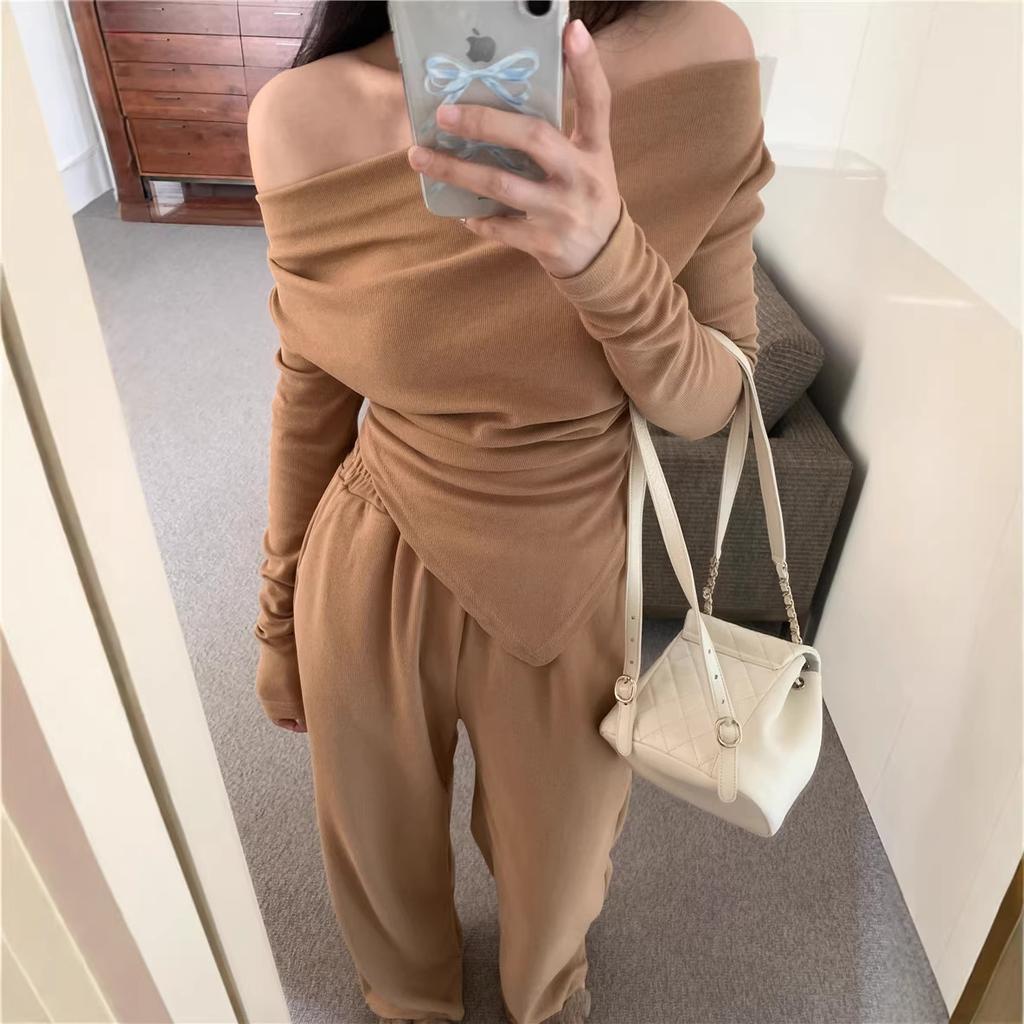 Salt light ripe suit women's one-word shoulder T-shirt top spring new high-waisted wide-leg pants temperament pants two-piece set