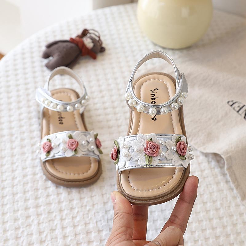 Girls' Sandals Pearl Flowers Princess Sweet Non-Slip Soft Breathable Comfortable Children'S Beach Shoes Summer Sandals