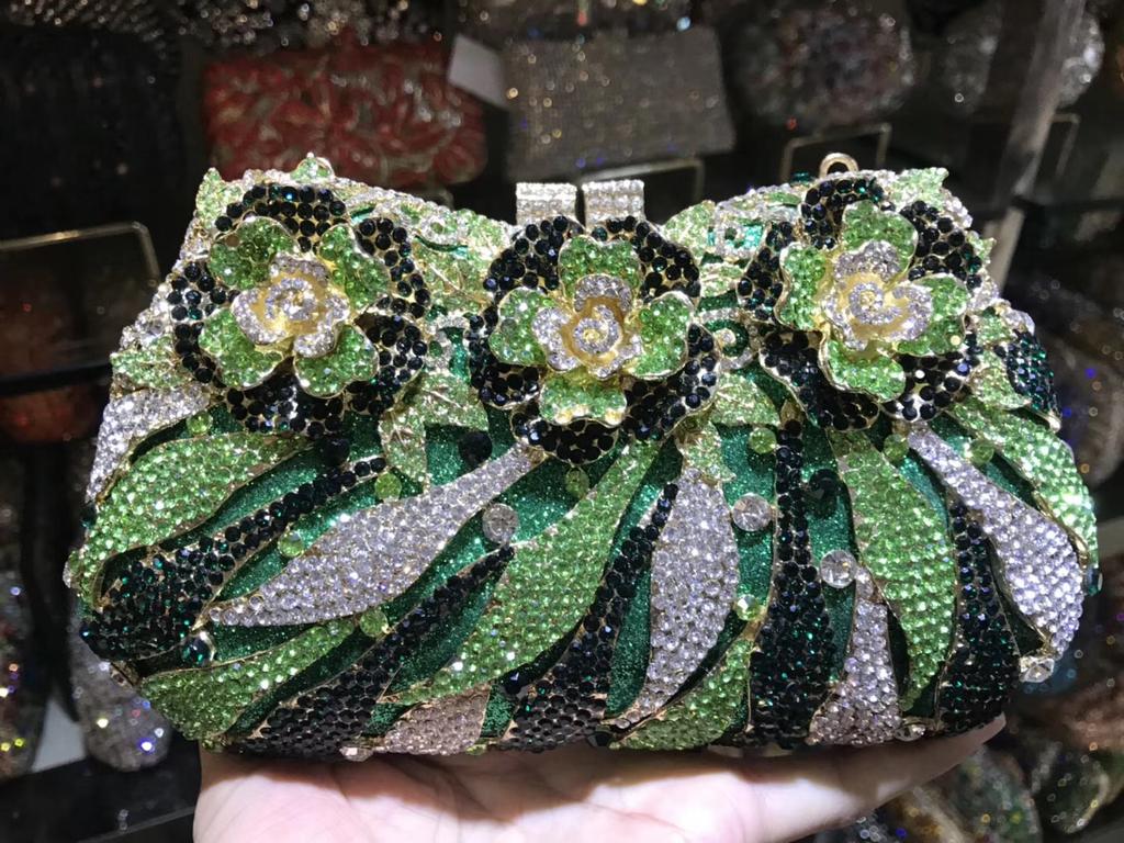 Diamonds White Clear Women Evening Bag Luxury Flower Rhinestone Clutches Crystal Handbag 32 Colors Wedding Bridal Party Purses