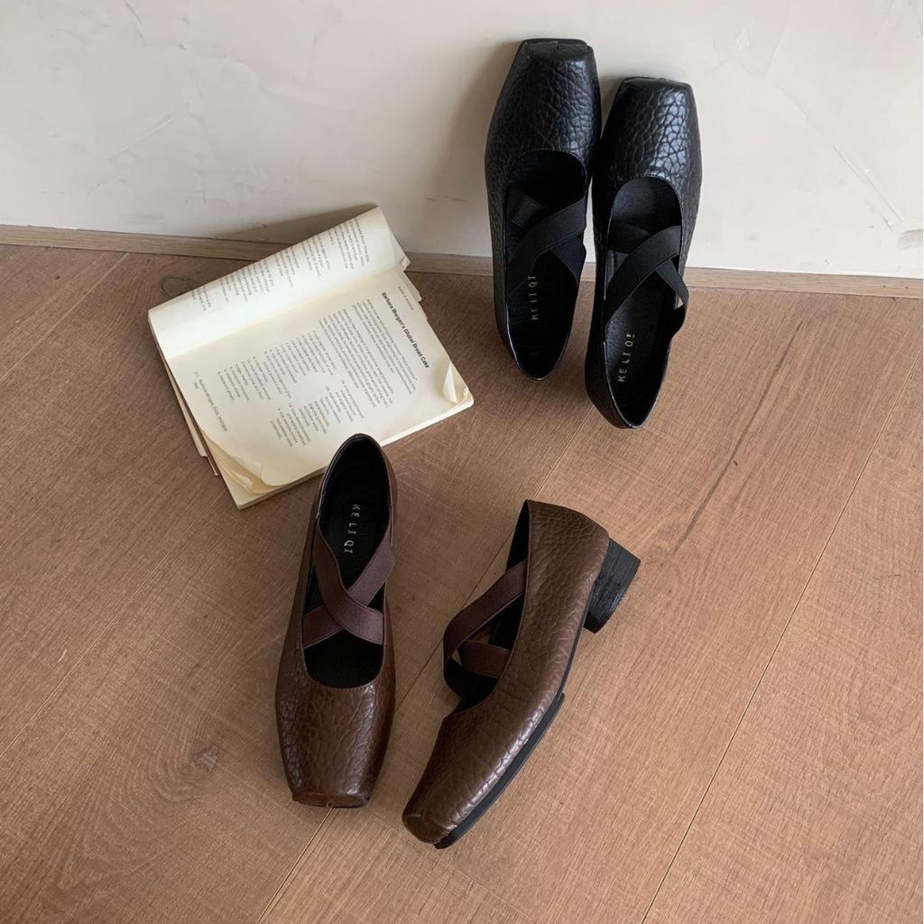 2025 new autumn shallow mouth one-word cross belt elastic band granular pattern ballet pig nose ballet women's single shoes