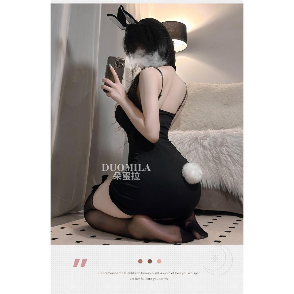 Two-dimensional COS Bunny Girl JK Uniform Sexy Underwear Sexy Nightclub Hip Suspender Nightdress Free Suit Women