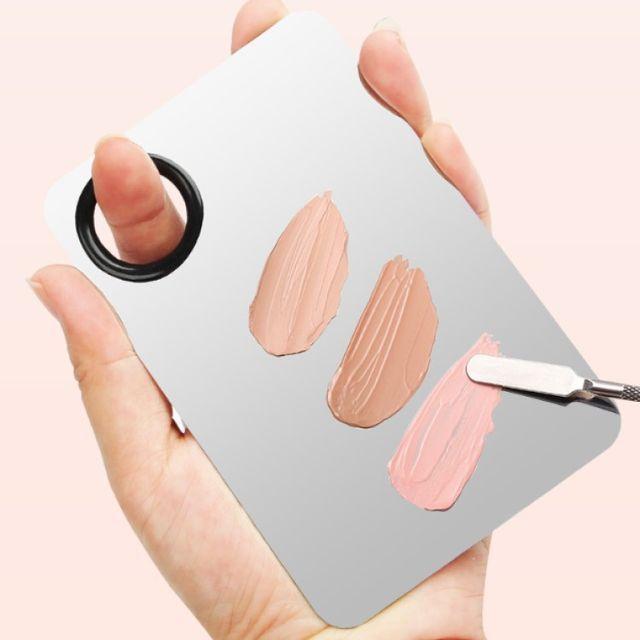 Lashie - Stainless Steel Nail Art Color Palette (various designs)