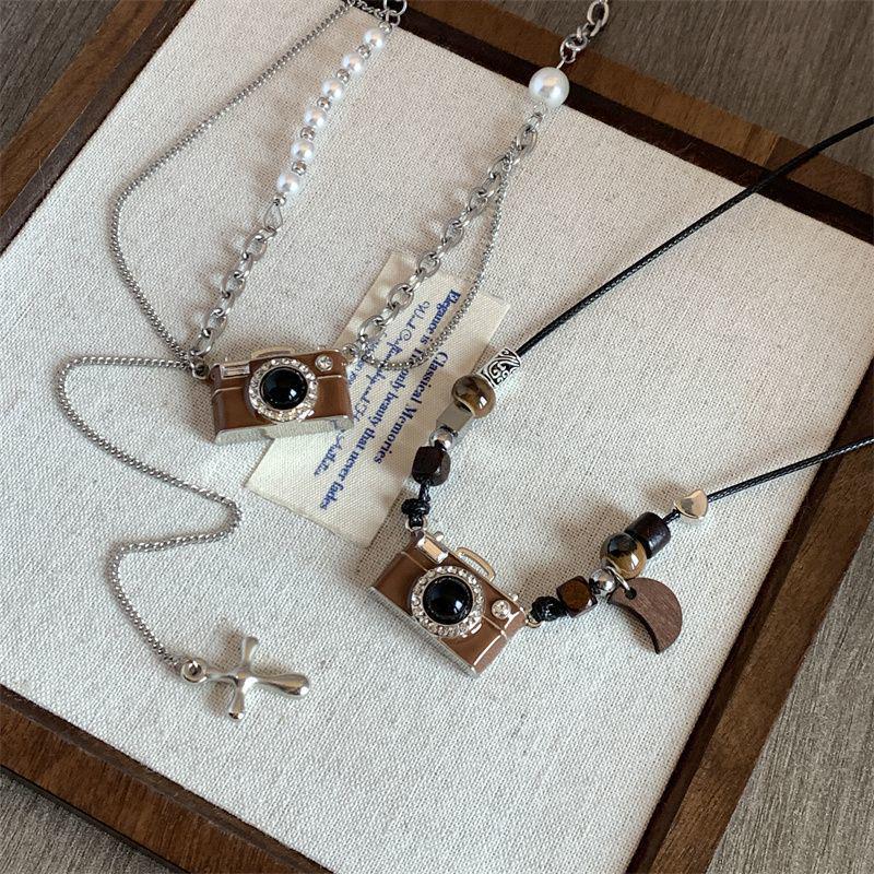 Retro Pearl Camera Necklace: Unique Brown Long Chain for Women's Sweaters
