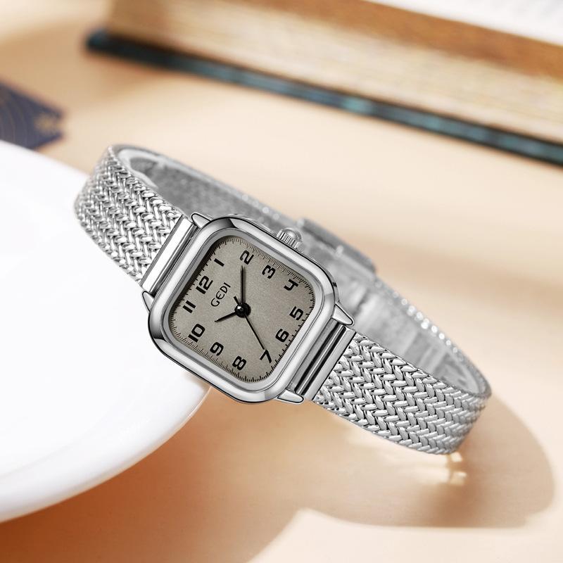 Simple Small Sugar Cube Women'S Watch, High-End Wheat Ear Belt, Medieval Watch Women'S Waterproof Stainless Steel Quartz Watch