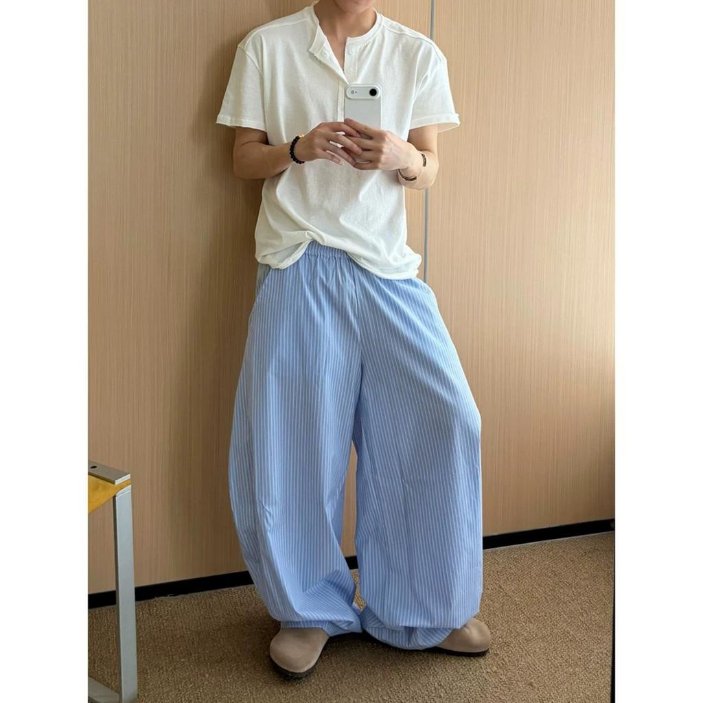 Blau gestreiftes Kind fühlt sich nach altem Geld an fauler Sommer Säbelhose Koreanische Eis seide Hose locker Herren Weite Beine locker Freizeit