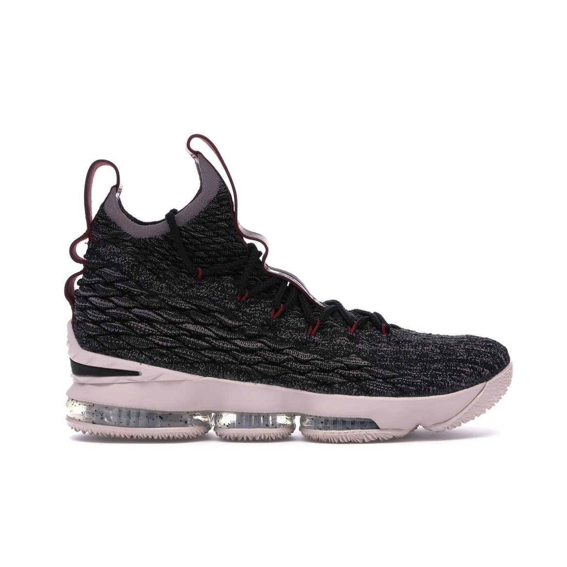 

Мужские кроссовки Nike LeBron 15 Pride of Ohio Black Taupe-Grey-Team-Red 897648-003