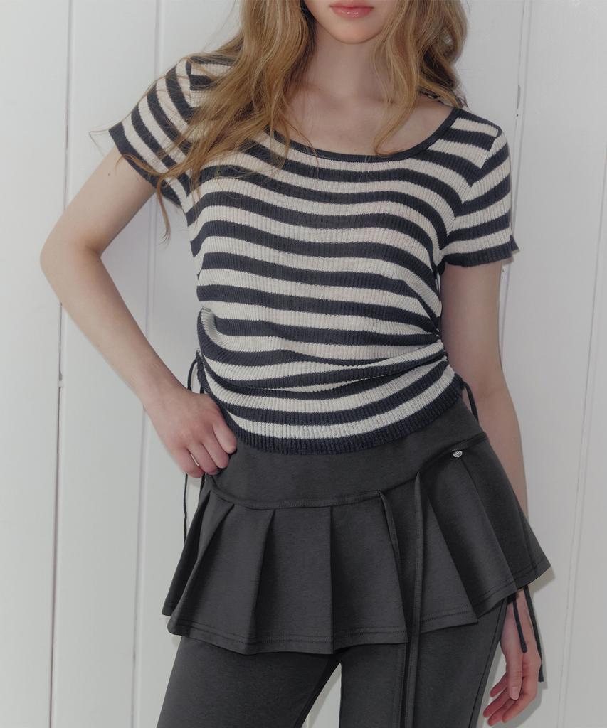Teuwi Lilphin Shirred Square Short Sleeve Knit