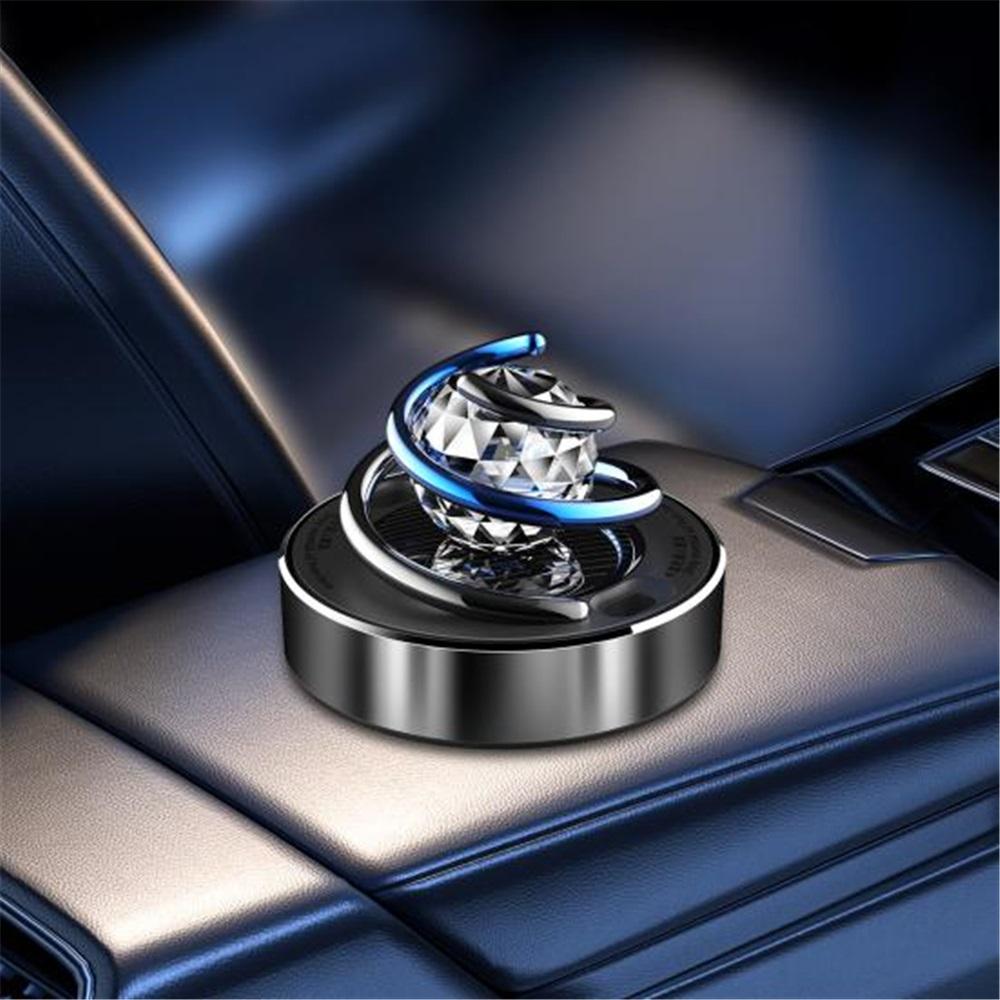 Odświeżacz powietrza do samochodu zasilany energią słoneczną Obrotowa spirala Rhinestone Długotrwały zapach Stop Auto Aromaterapia Dyfuzor Ozdoba Akcesoria do wnętrza samochodu
