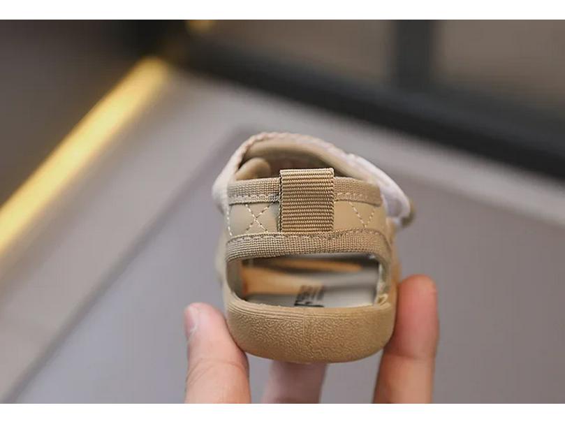 Sandálias Baotou para Criança com Cara Sorridente (0-2 anos) - Sapatos de Bebê Anti-Chute para Meninos e Meninas