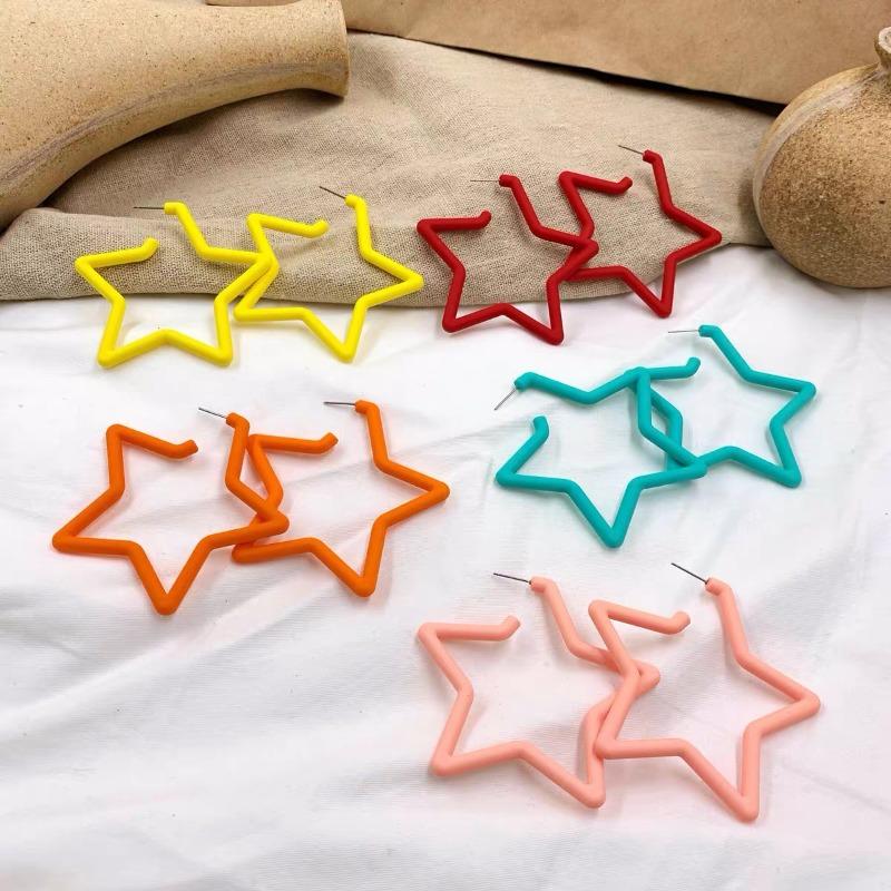 Colorful Earrings with Fluorescent Effect, Featuring Exaggerated Personality, Five-pointed Star-shaped Ear Holes, Ear Clips and Dangling Fringes.