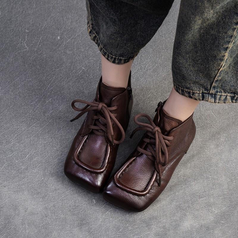 Johnature Kurze Stiefel aus echtem Leder im Retro-Stil mit bequemer, quadratischer Zehenpartie und Schnürung für Damen