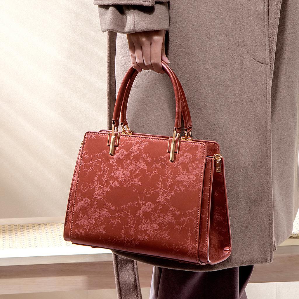 New Chinese Mother'S Day Send Mom Wedding Bag Bridal Bag High-End Atmospheric Embroidery Medium And Niche Women'S Bag