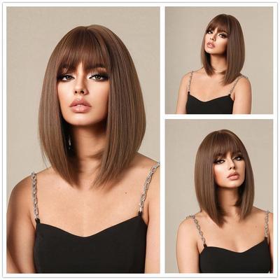 LOUIS FREE Parrucche sintetiche corte diritte per capelli naturali con frangia Parrucca marrone medio per uso quotidiano nelle feste Parrucca resistente al calore da donna