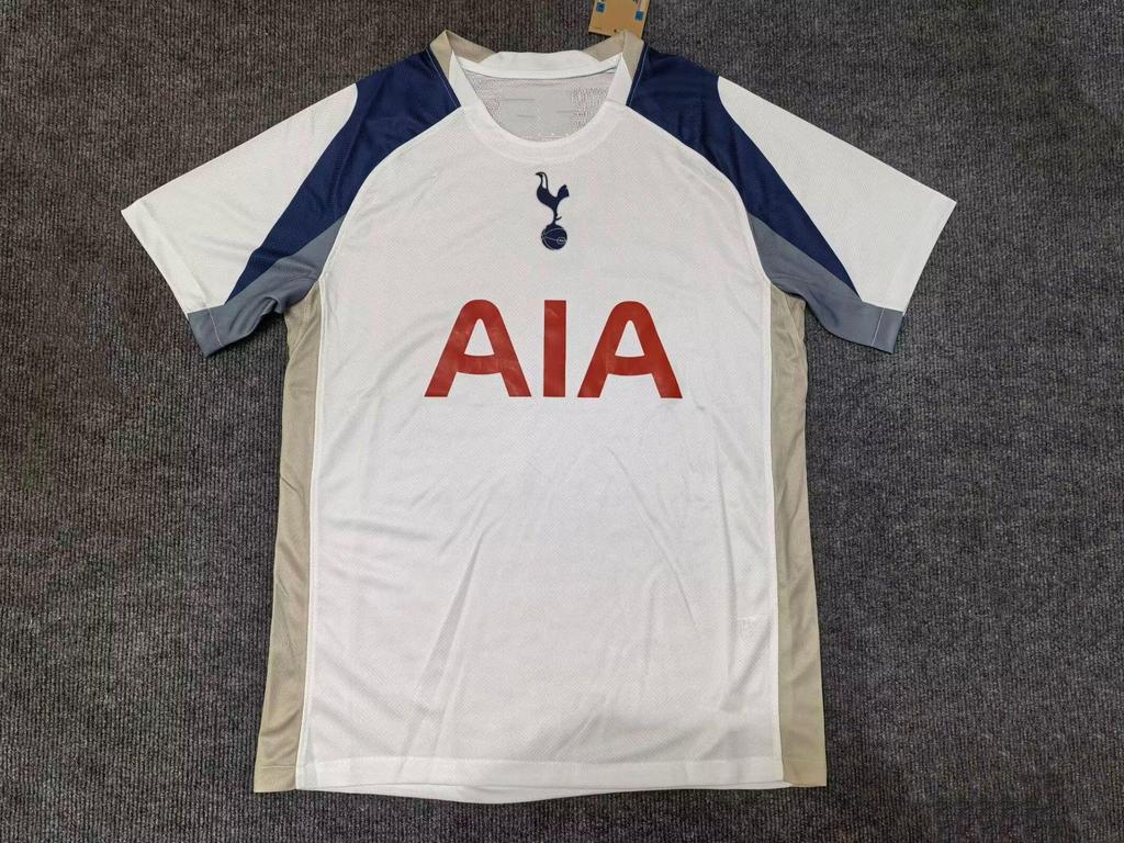 2526 Dres Tottenham Hotspur Sezónní: Kane, Maddison, Romero, Vicario, Vardy (Thajská verze)