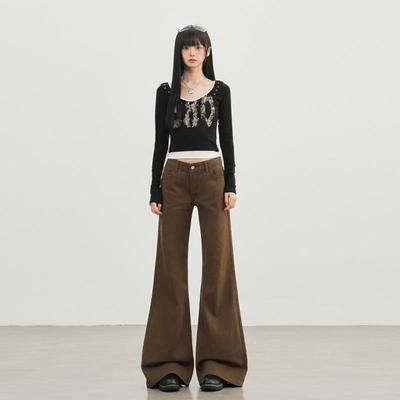 Dames Bruine Jeans met Lage Taille en Micro-Uitlopende Pijpen - Herfst 2025 Collectie