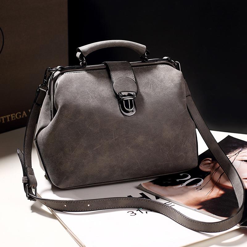 Fashionable And Versatile Women's Bag Trendy Diagonal Shoulder Handbag
