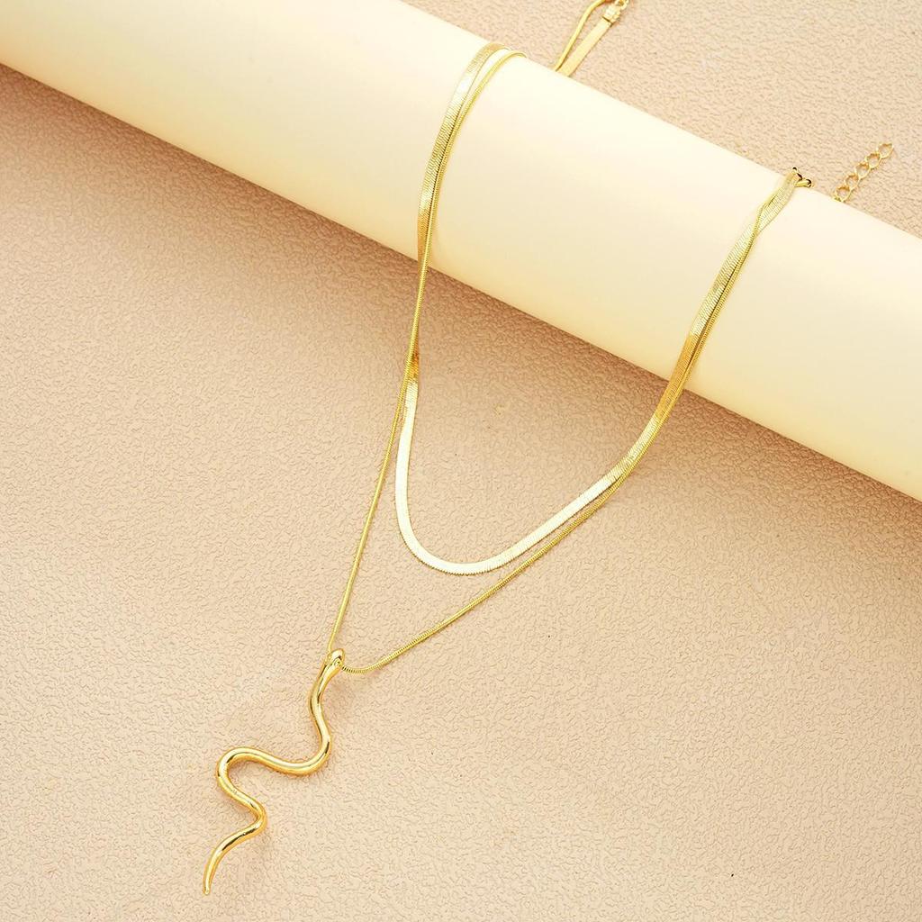 Stainless Steel Animal Pendant Retro-style Necklace, Personalized Minimalist Snake-shaped Pendant Snake Bone Chain Necklace