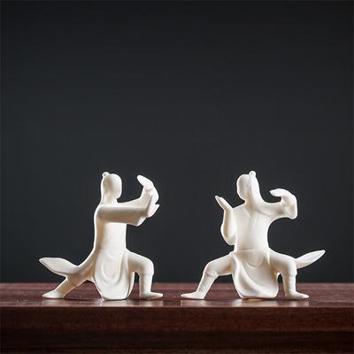 Statuette in ceramica Tai Chi Decorazione da scrivania per ufficio Tavolo da tè Porcellana bianca Ornamenti Zen Bonsai Artigianato per vasi di fiori