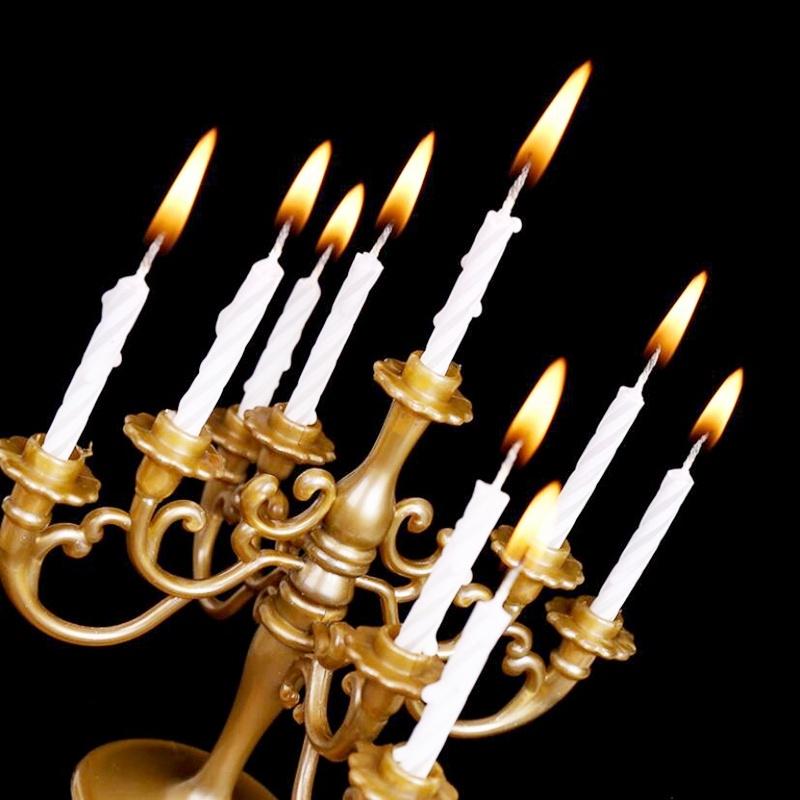 9 pezzi di candele e staffa per candeliere 1 set di topper per torta per feste di compleanno, portacandele per torta