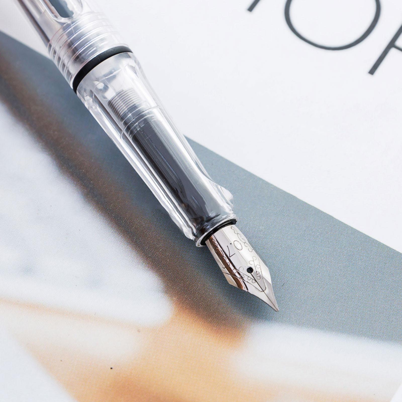 

Художественный шрифт, рисунок ручкой и тушью, написание поздравительной открытки, каллиграфия, надпись