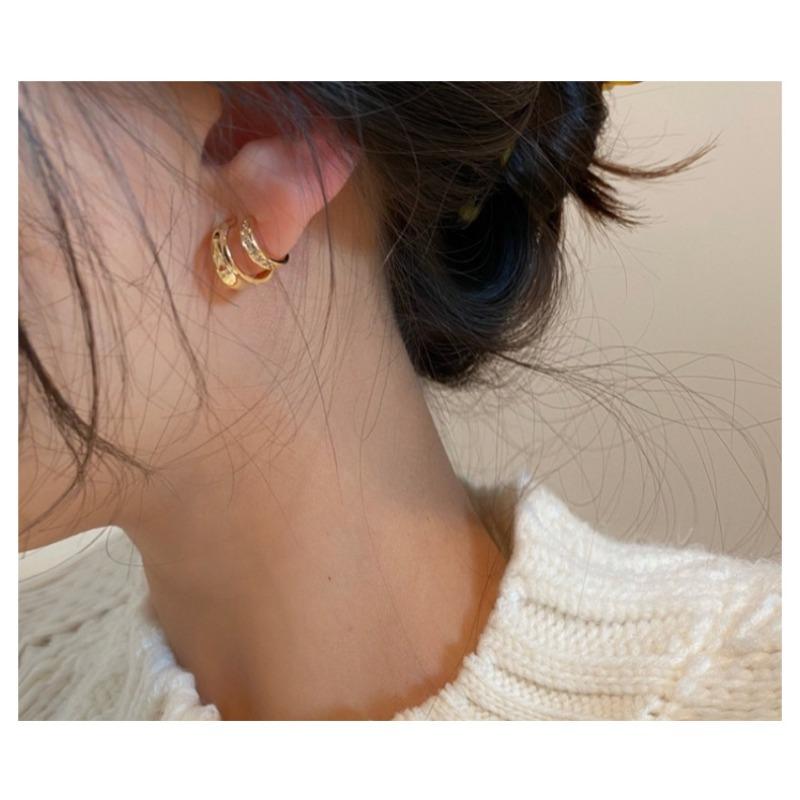 Women Elegant Niche Design Luxury Geometric Double C Circle Stud Earrings