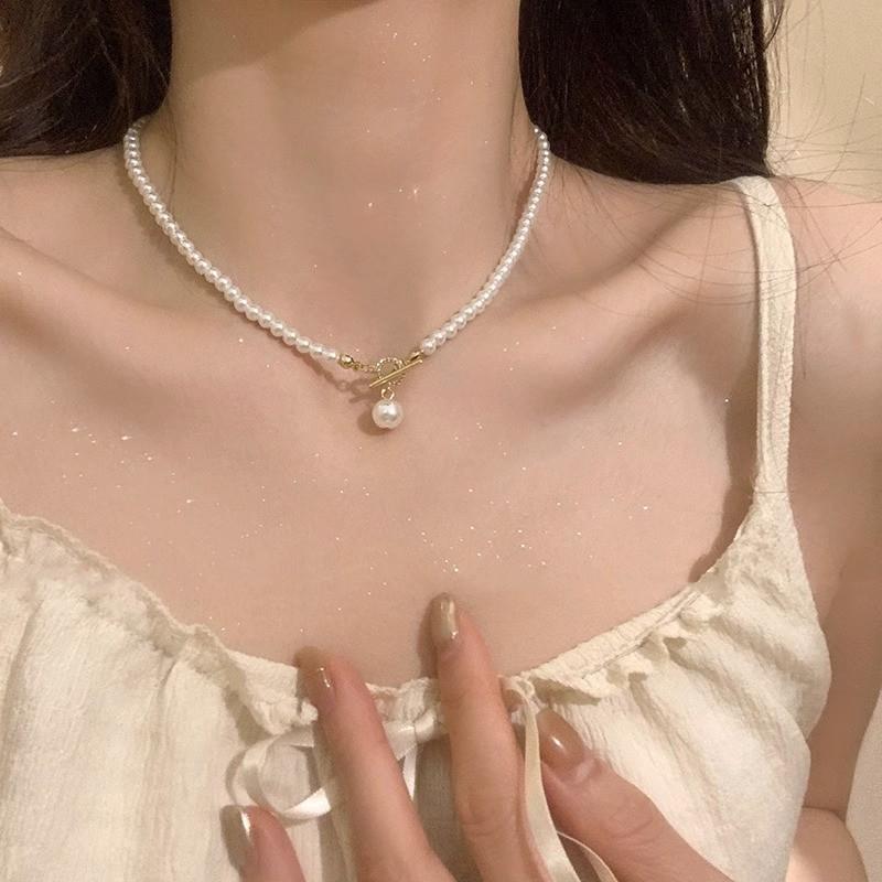 Collana O-ring Impreziosita con Diamanti e Perle Finte - Stile Cool Catena a Collare di Perle ad Alto Contrasto