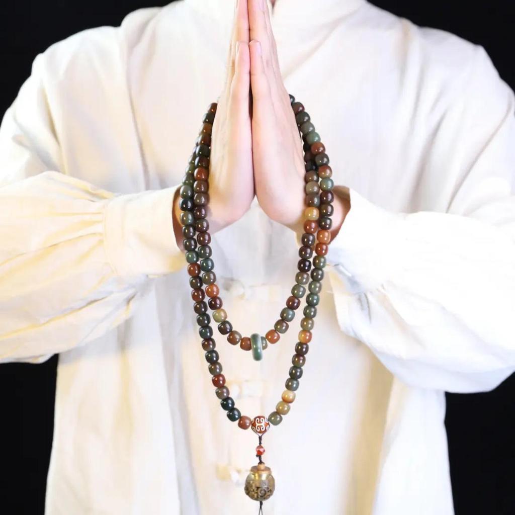 Dunhuang Wen Tian Duobao 108 Bead Bodhi Mala: Green Sandalwood Sachet for Men and Women