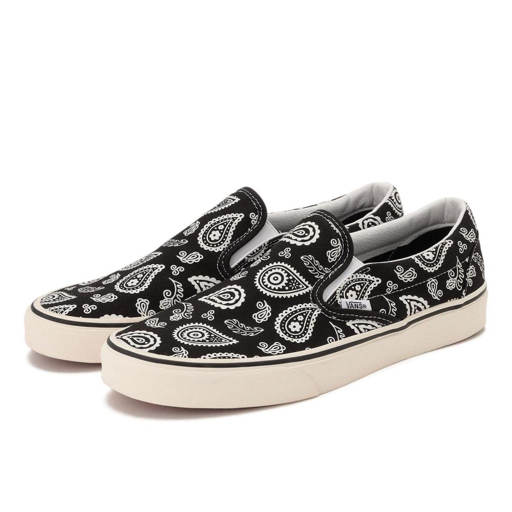 Vans CLASSIC SLIP ON VN0009Q7BMA PAISLEY BLACK