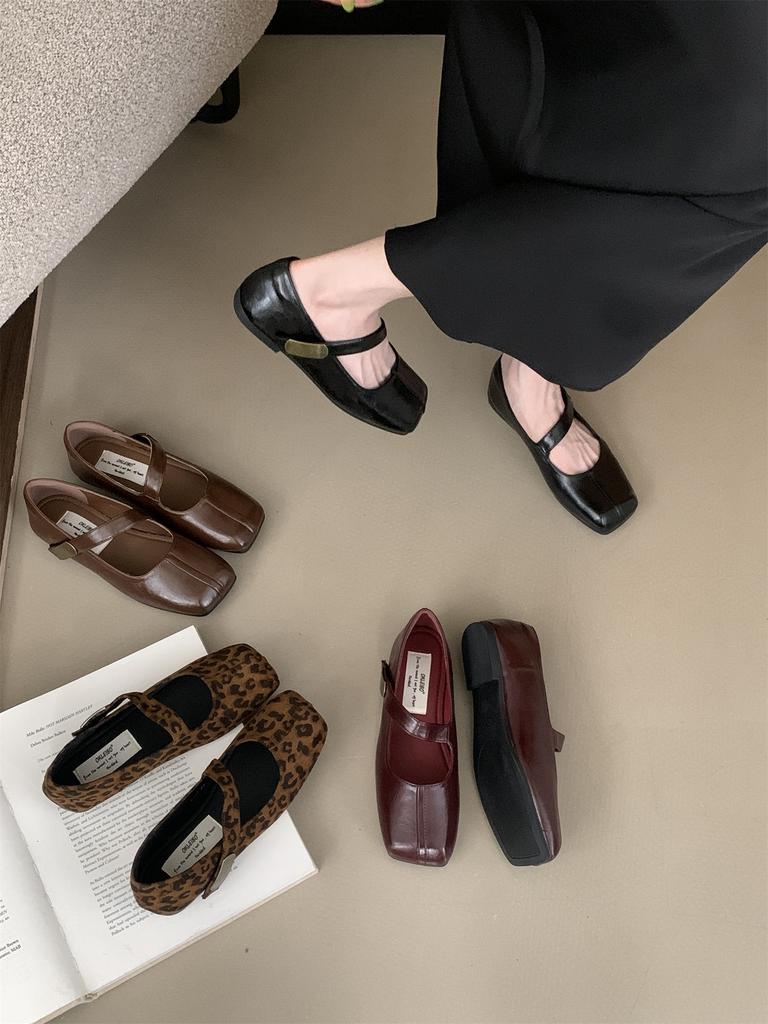 Retro Style Square Head Light Mouth Single Shoes Women's Middle Heel Spring and Autumn New French Evening Commute Leopard Print Mary Jane Small