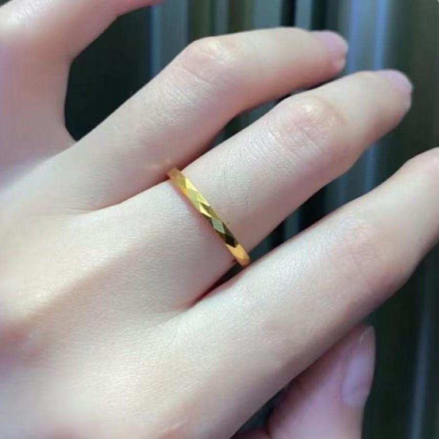 Ultra-fine Rhombus Titanium Steel Pinky Ring - Versatile, Fashionable, Colorfast Women's Band