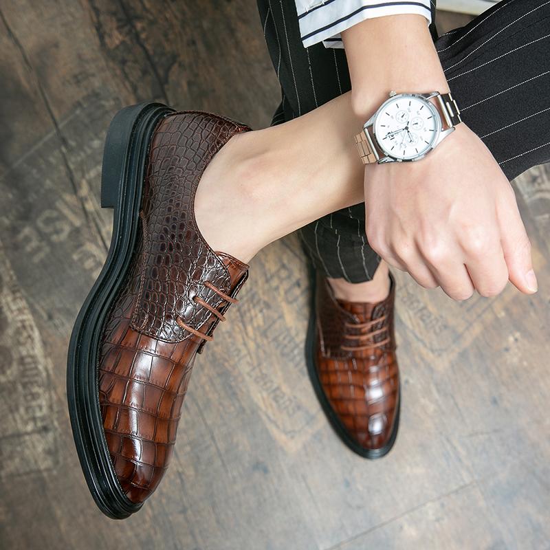 Hot Sale Men's Dress Shoes Luxury Men Wedding Shoes Dress Oxford Leather Breathable Moccasins Brand Platform Original Men Shoes