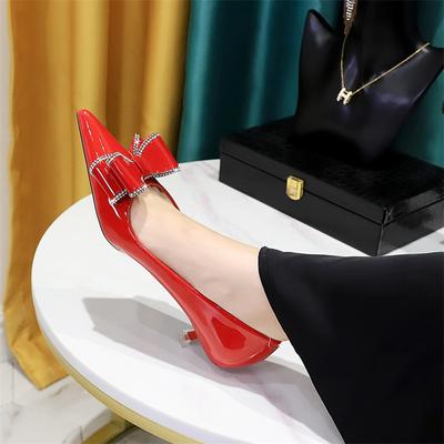 Fashion New Fashion Street Style Patent Leather Rhinestone Butterfly-knot Pumps Pointed Toe Woman Elegant Thin Middle Heel Shoes
